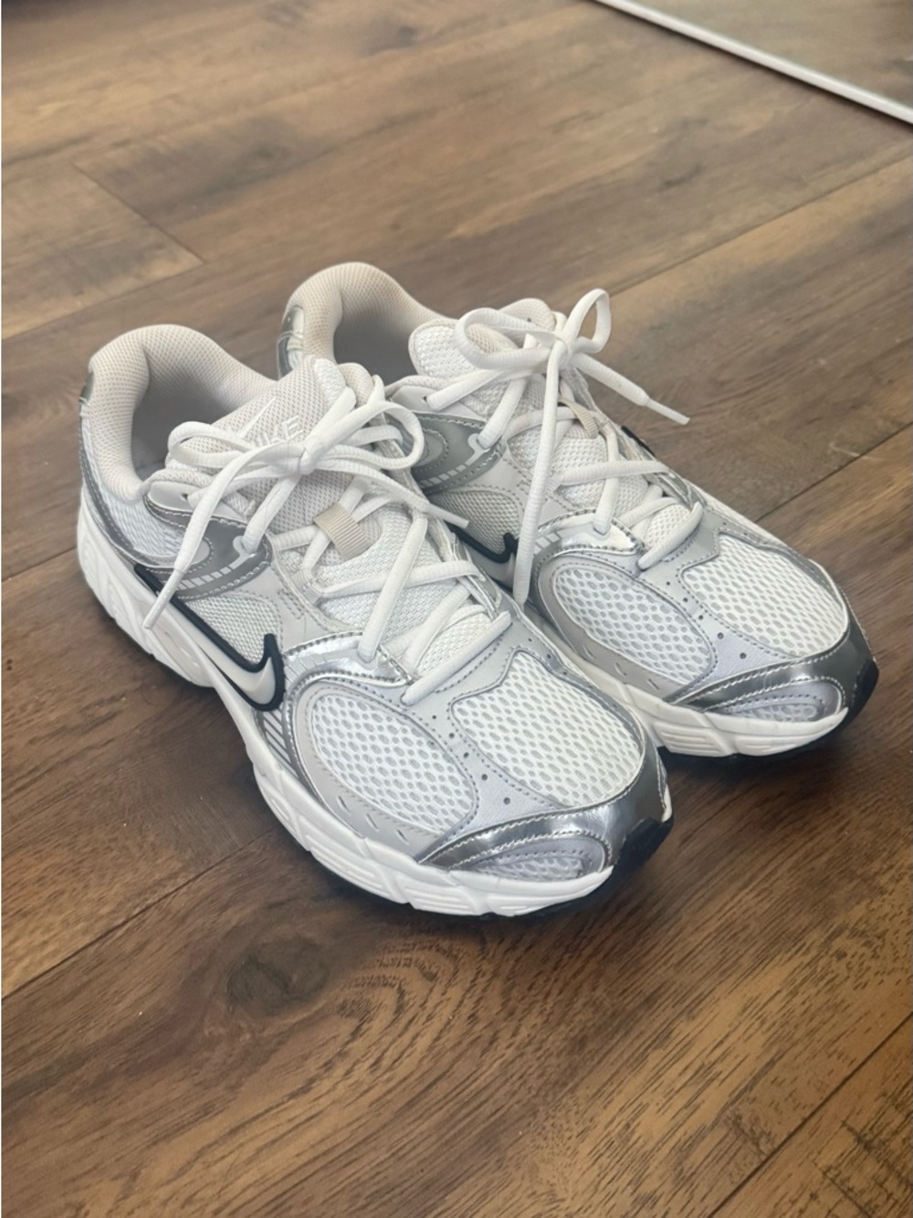 Nike White and Silver Low-Top Sneakers